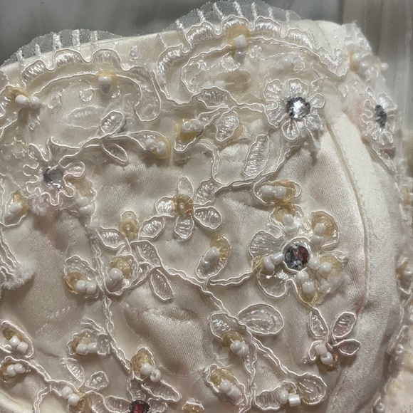 Custom Champagne Satin Never Worn Wedding Dress SZ 6 - Picture 10 of 16